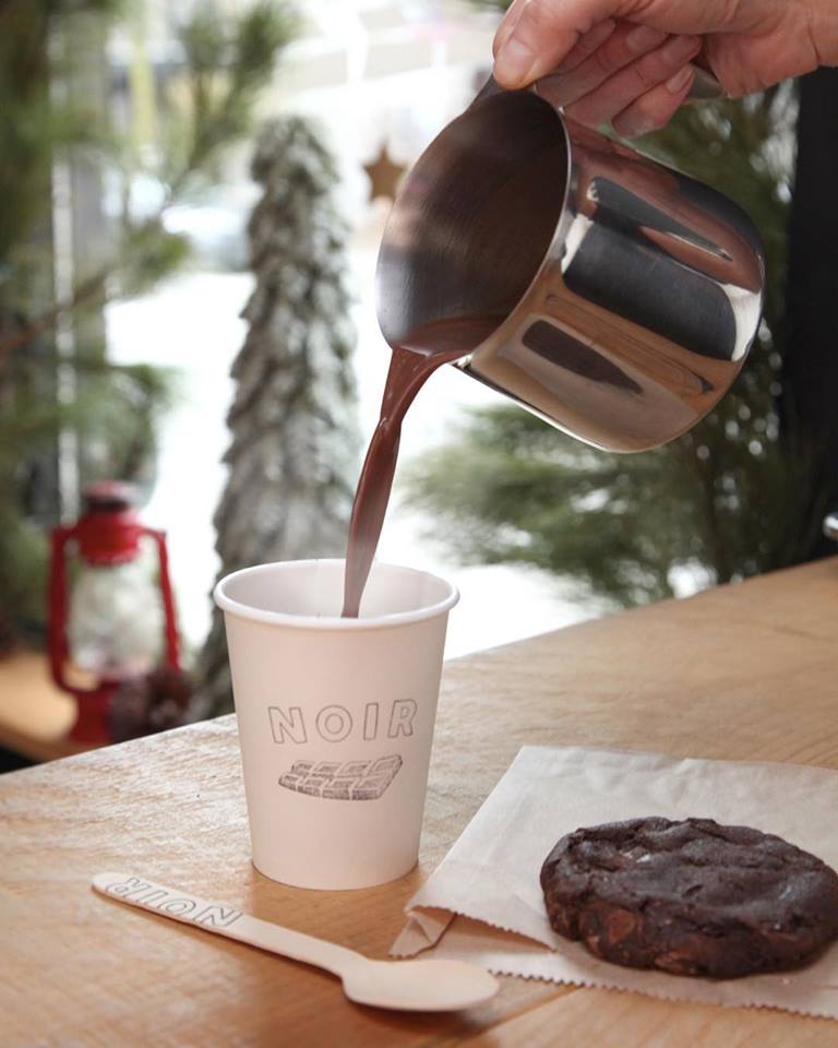 Noir Chocolat - Chocolat Chaud - Hot Chocolate